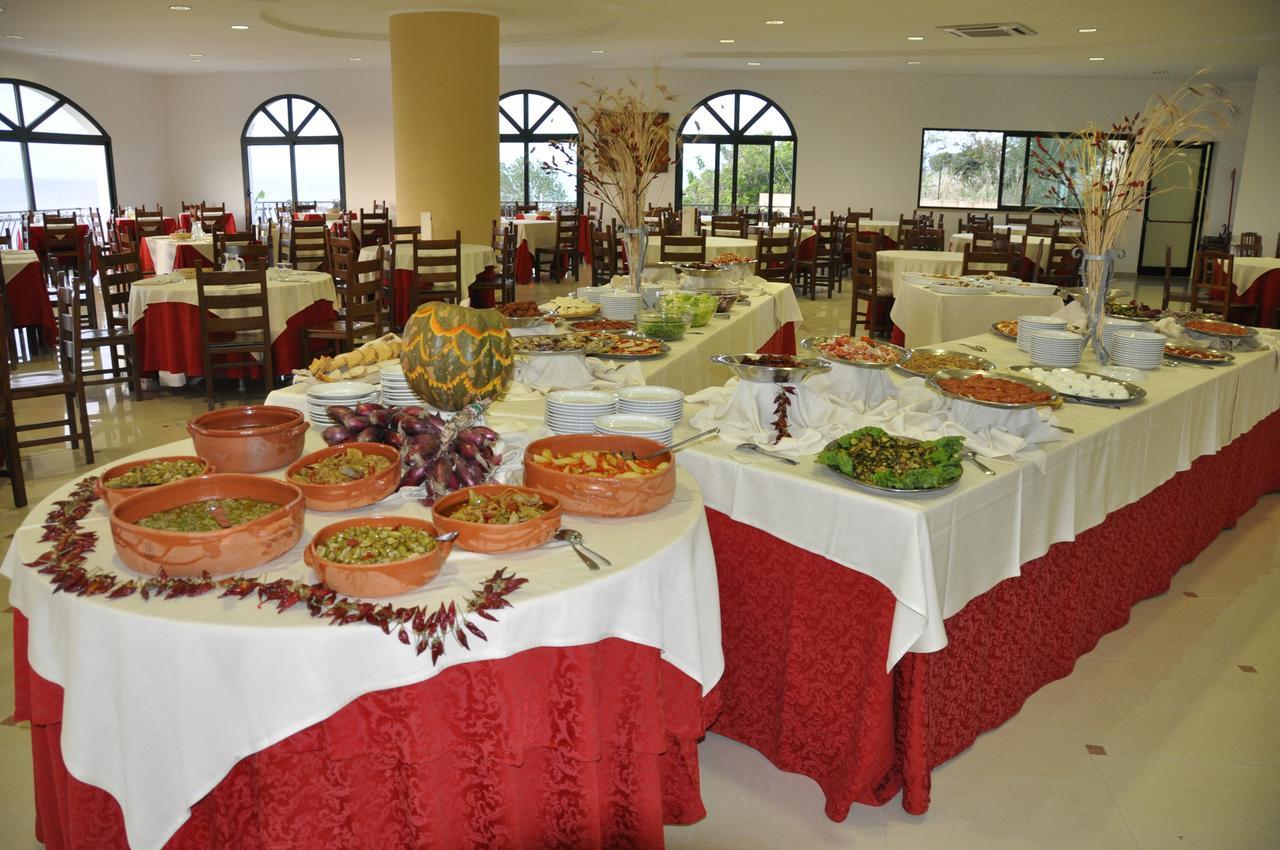 Green Garden Club บรีอาติโก ภายนอก รูปภาพ