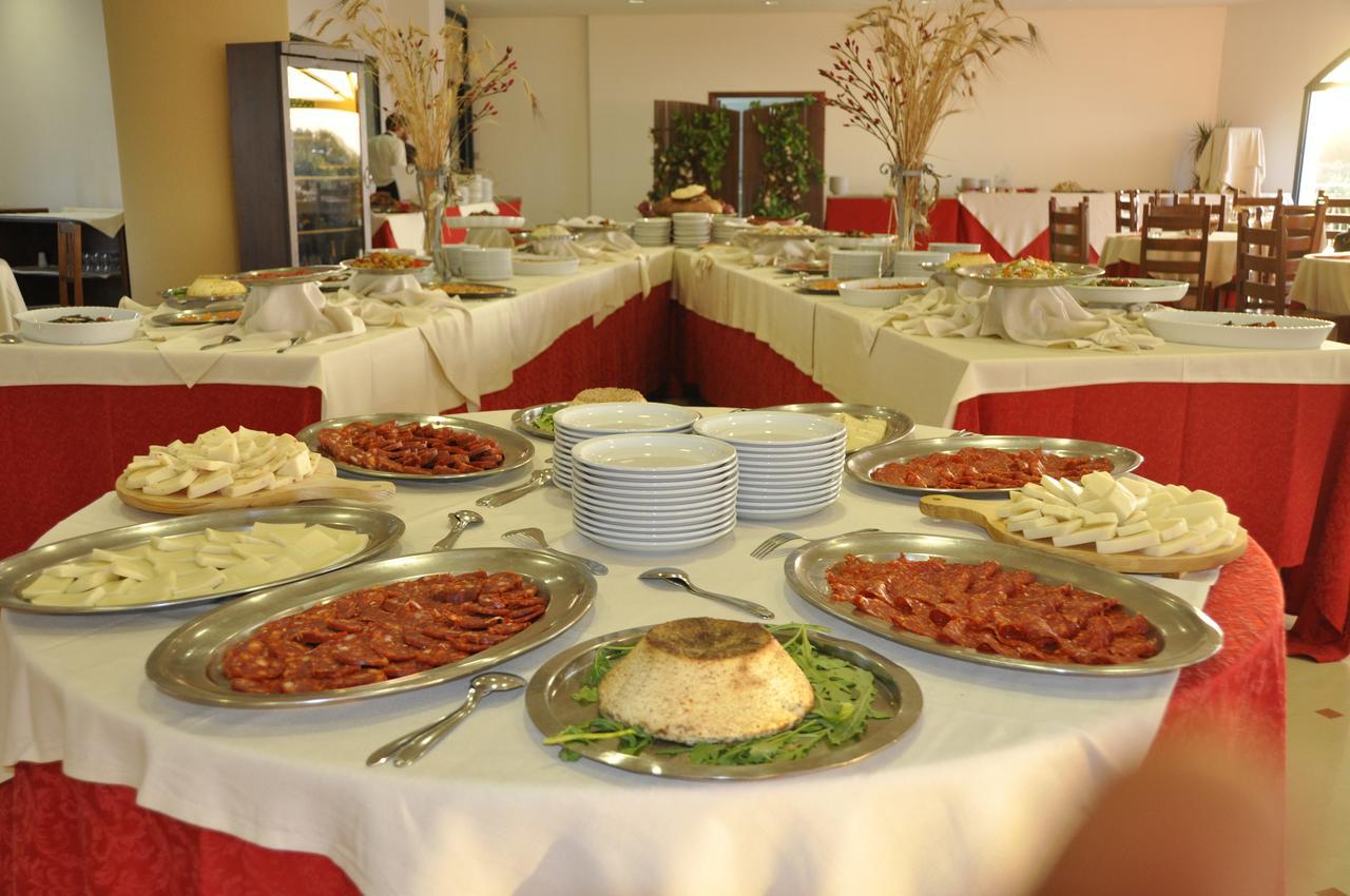 Green Garden Club บรีอาติโก ภายนอก รูปภาพ